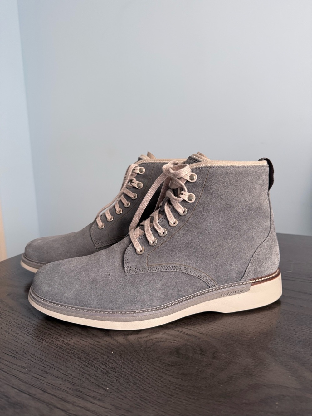 Cole Haan Grand 360 Men’s 10.5 M Gray Suede Lace Up Ankle Boots C34342